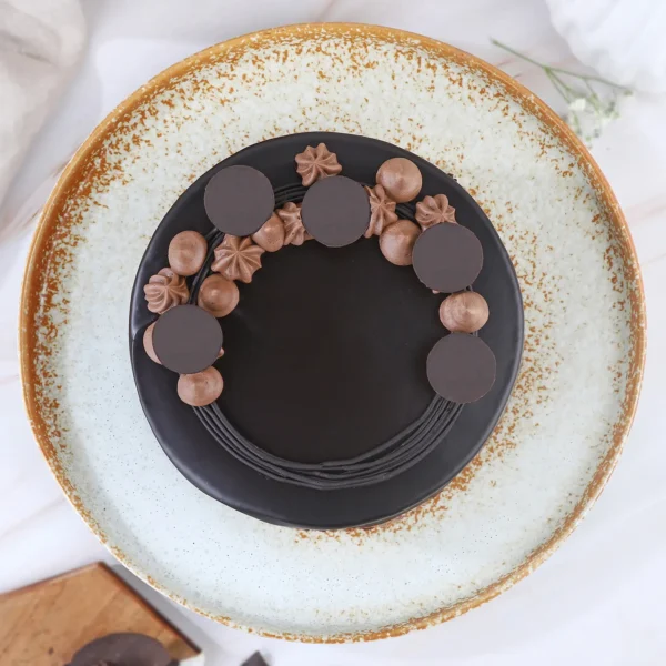 Creamy Chocolate Dream Cake - Image 4