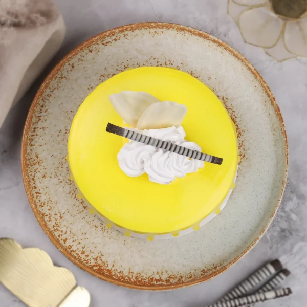 Pineapple Paradise Cake - Image 2