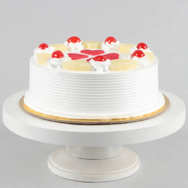 Pineapple With Hearts Cake - Image 4