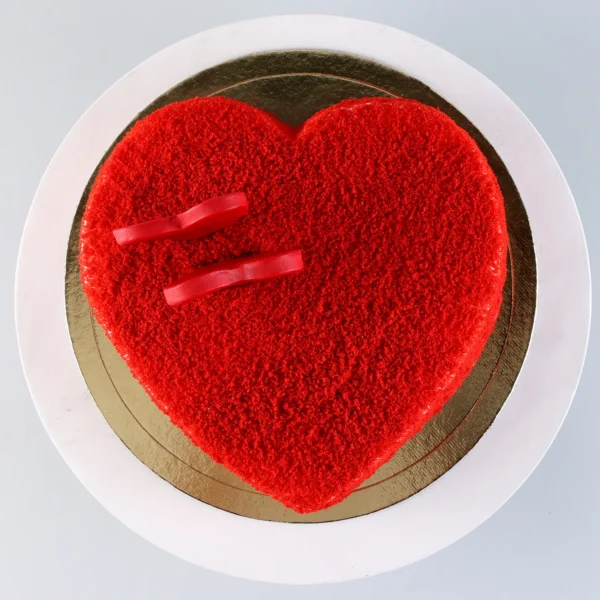 Sweet Red Heart Velvet Cake - Image 2
